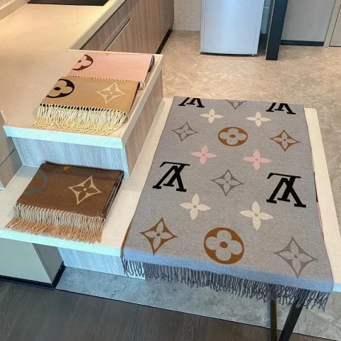 Louis Vuitton Monogram Multicolore Scarf