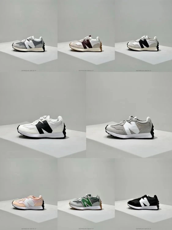 New Balance 327 Sneakers