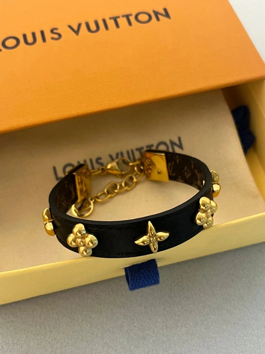 Louis Vuitton Monogram Flower Stud Bracelet