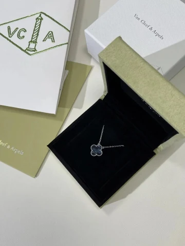 Van Cleef & Arpels Alhambra Necklace