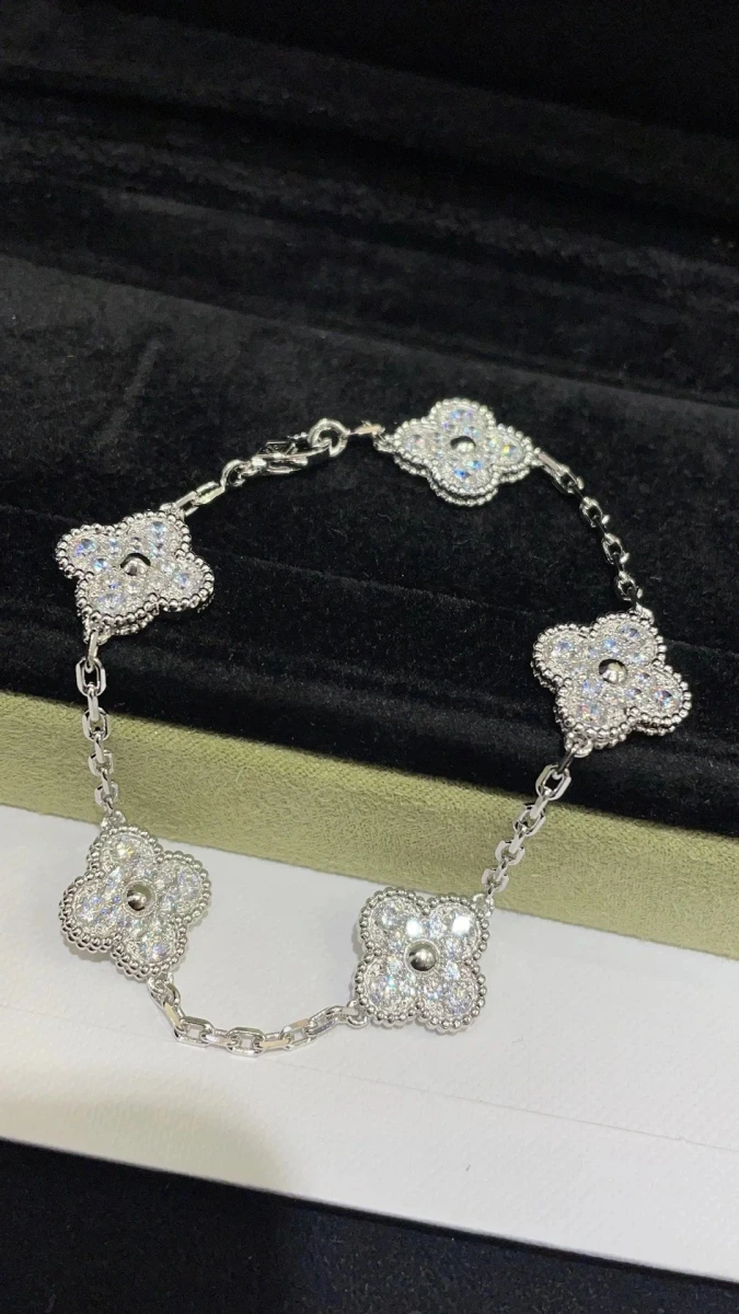Van Cleef & Arpels Alhambra Bracelet