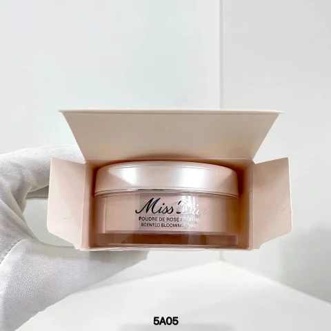 Dior Miss Dior Scented Body Powder