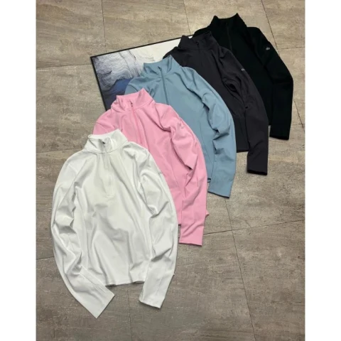 Alo Yoga Long Sleeve Half-Zip Top