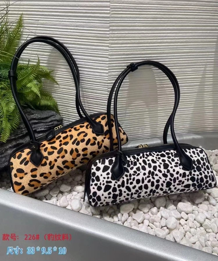 Handbag - Barrel Shape