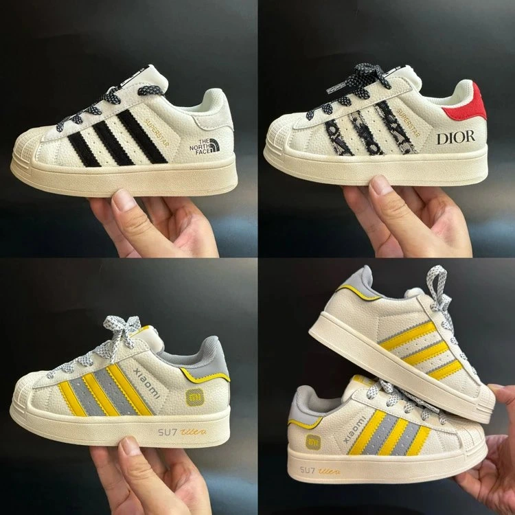 Adidas Superstar Sneakers