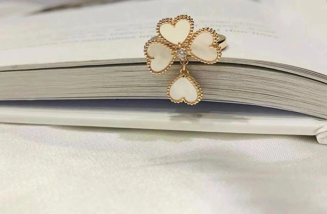 Van Cleef & Arpels Alhambra Ring