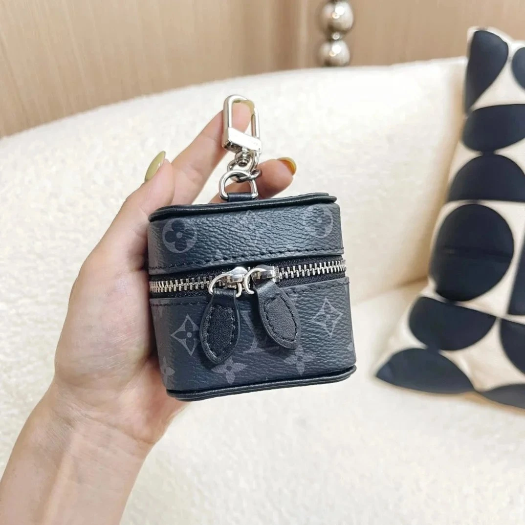 Louis Vuitton Boite Chapeau Souple Crossbody Bag