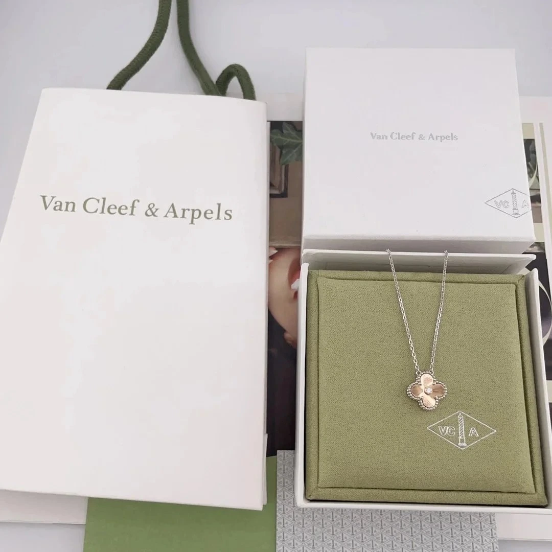 Van Cleef & Arpels Alhambra Necklace
