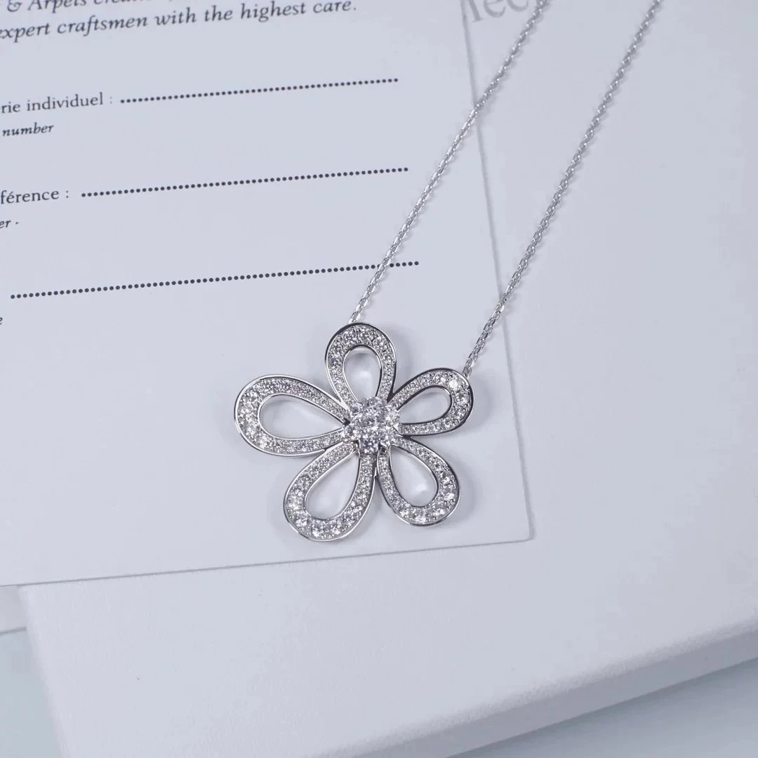 Van Cleef & Arpels Alhambra Pendant Necklace