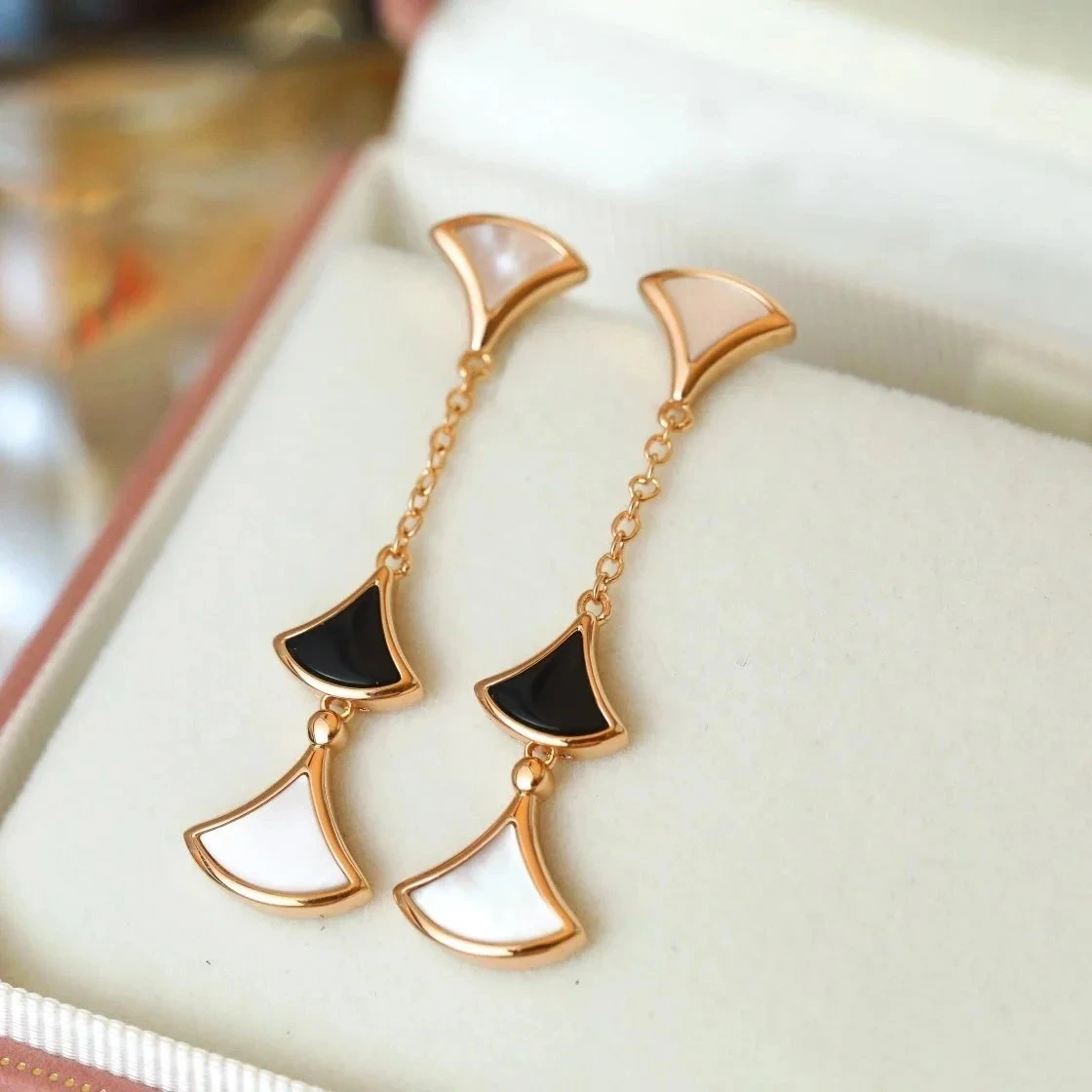Bvlgari Fan Earrings