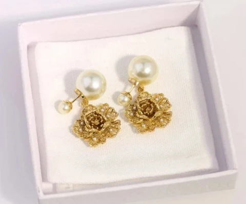 Dior Rose Des Vents Earrings