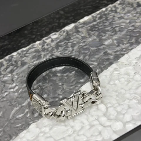 Louis Vuitton LV Chain Bracelet