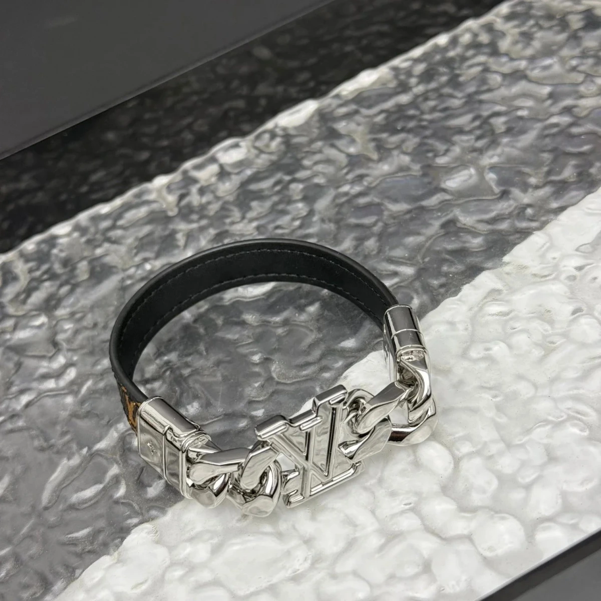 Louis Vuitton LV Chain Bracelet