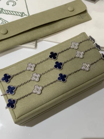 Van Cleef & Arpels Alhambra Bracelet