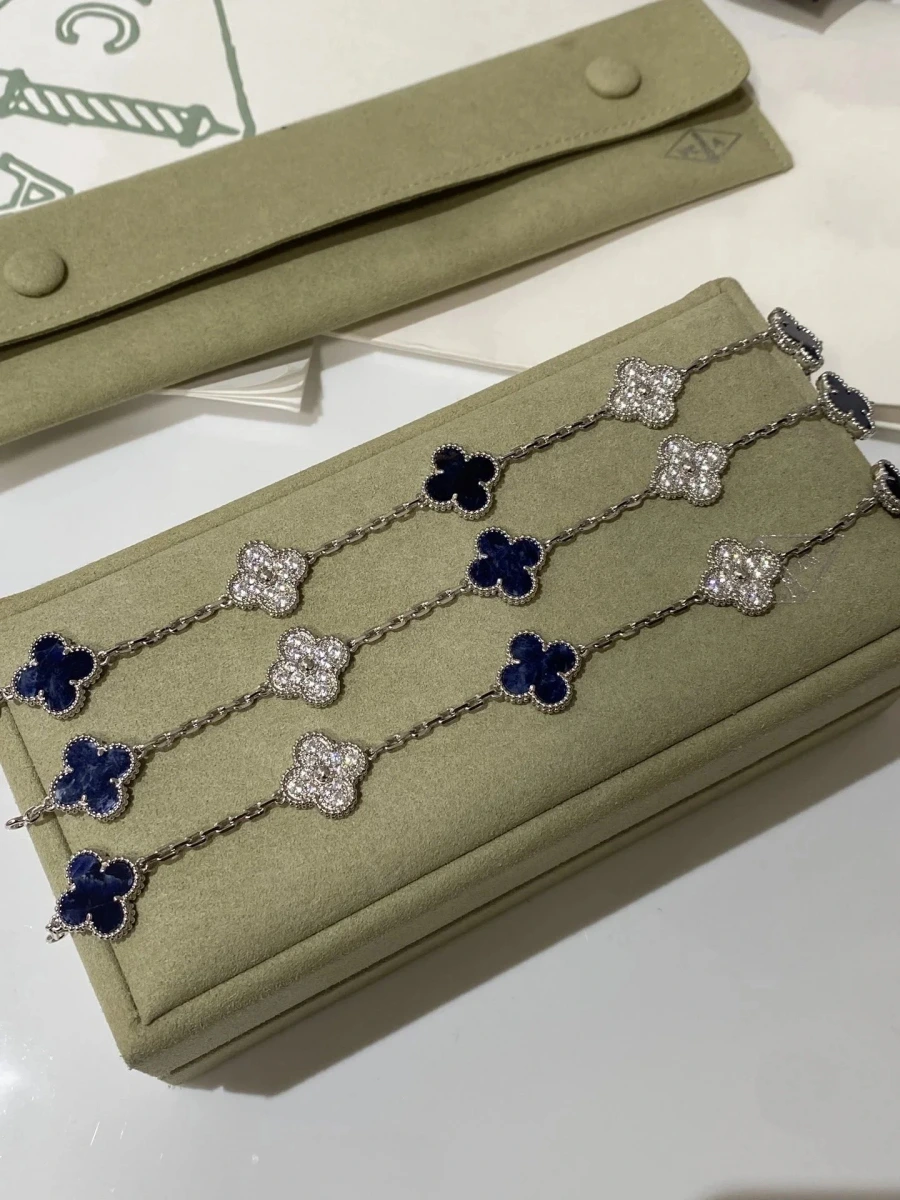 Van Cleef & Arpels Alhambra Bracelet