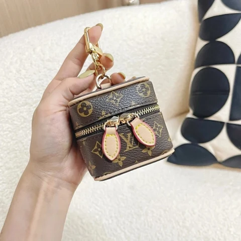Louis Vuitton Boite Chapeau Souple PM Crossbody Bag
