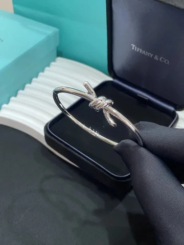 Tiffany & Co. HardWear Bangle Bracelet