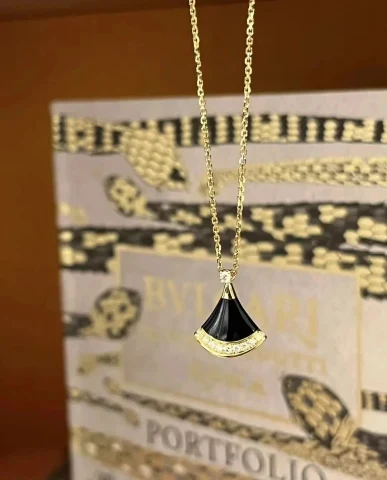 Bvlgari Divas' Dream Necklace