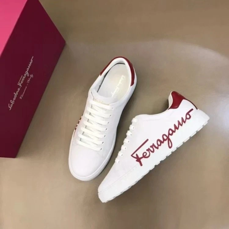 Salvatore Ferragamo Gancini Logo Sneakers Low-Top Sneakers
