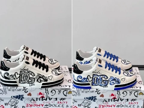 Low-Top Sneakers