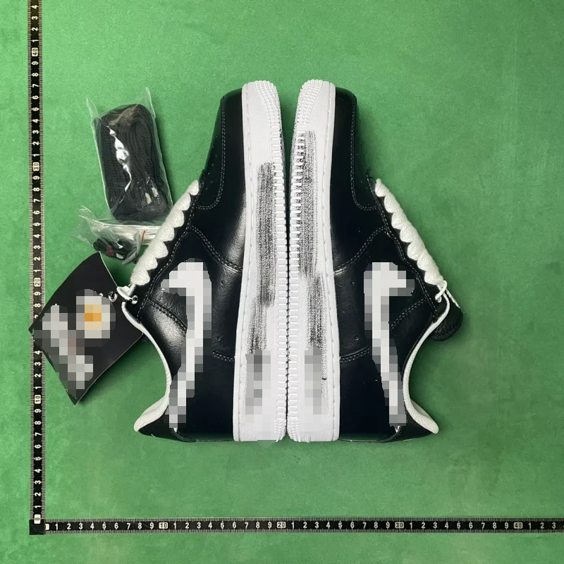 Nike Air Force 1 Low-Top Sneakers
