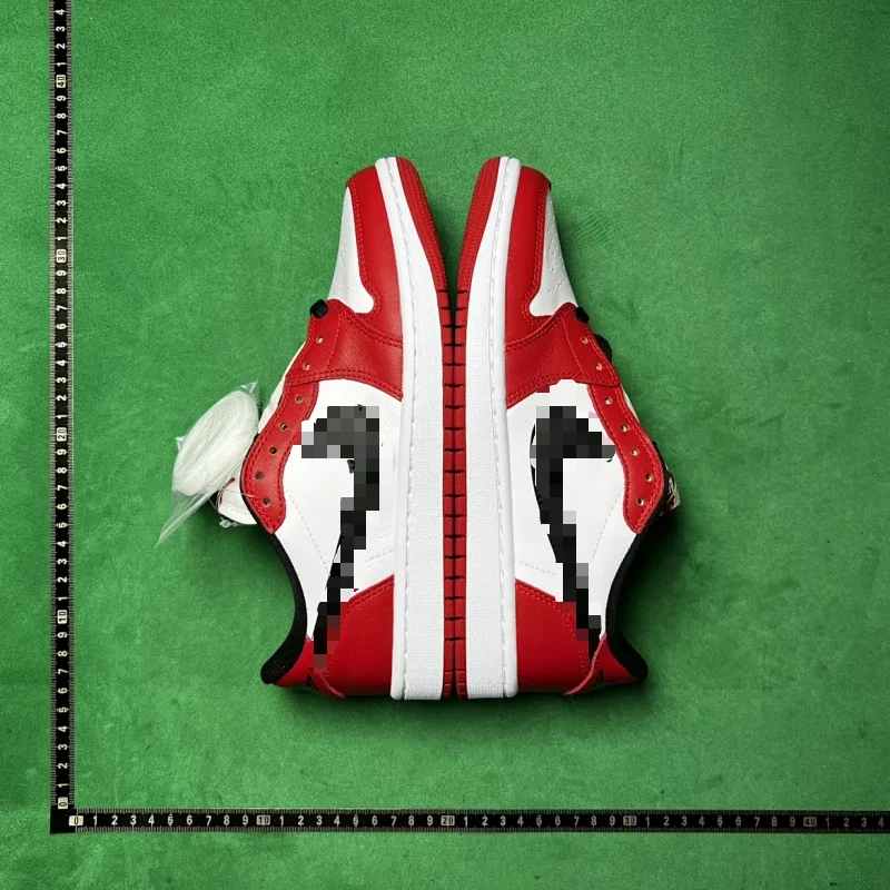 Nike Air Jordan 1 Low OG Low-Top Sneakers