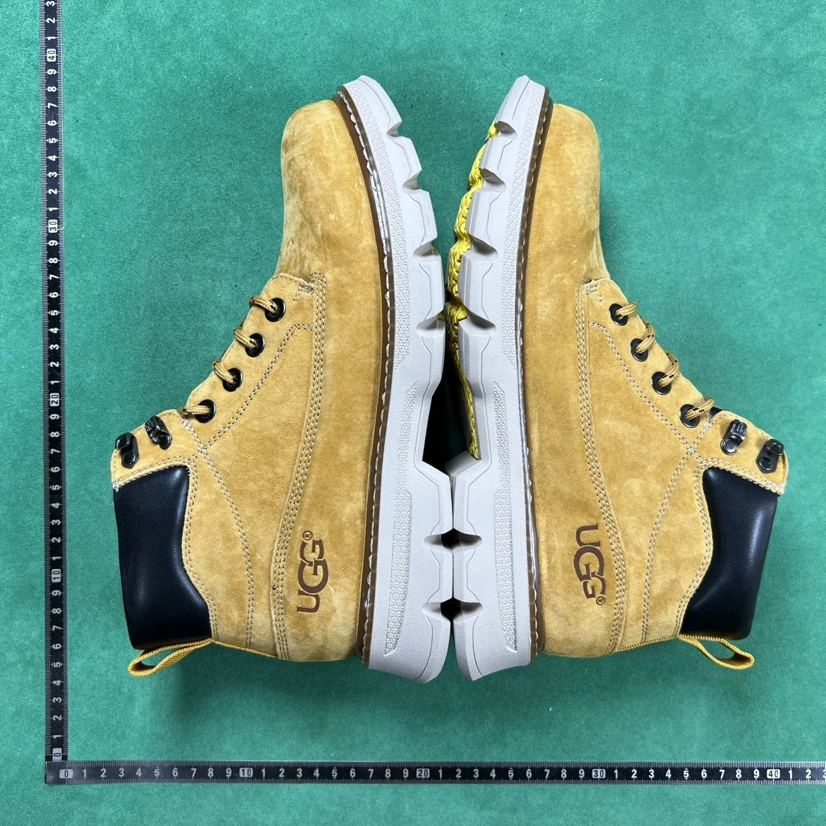 UGG Short Boots