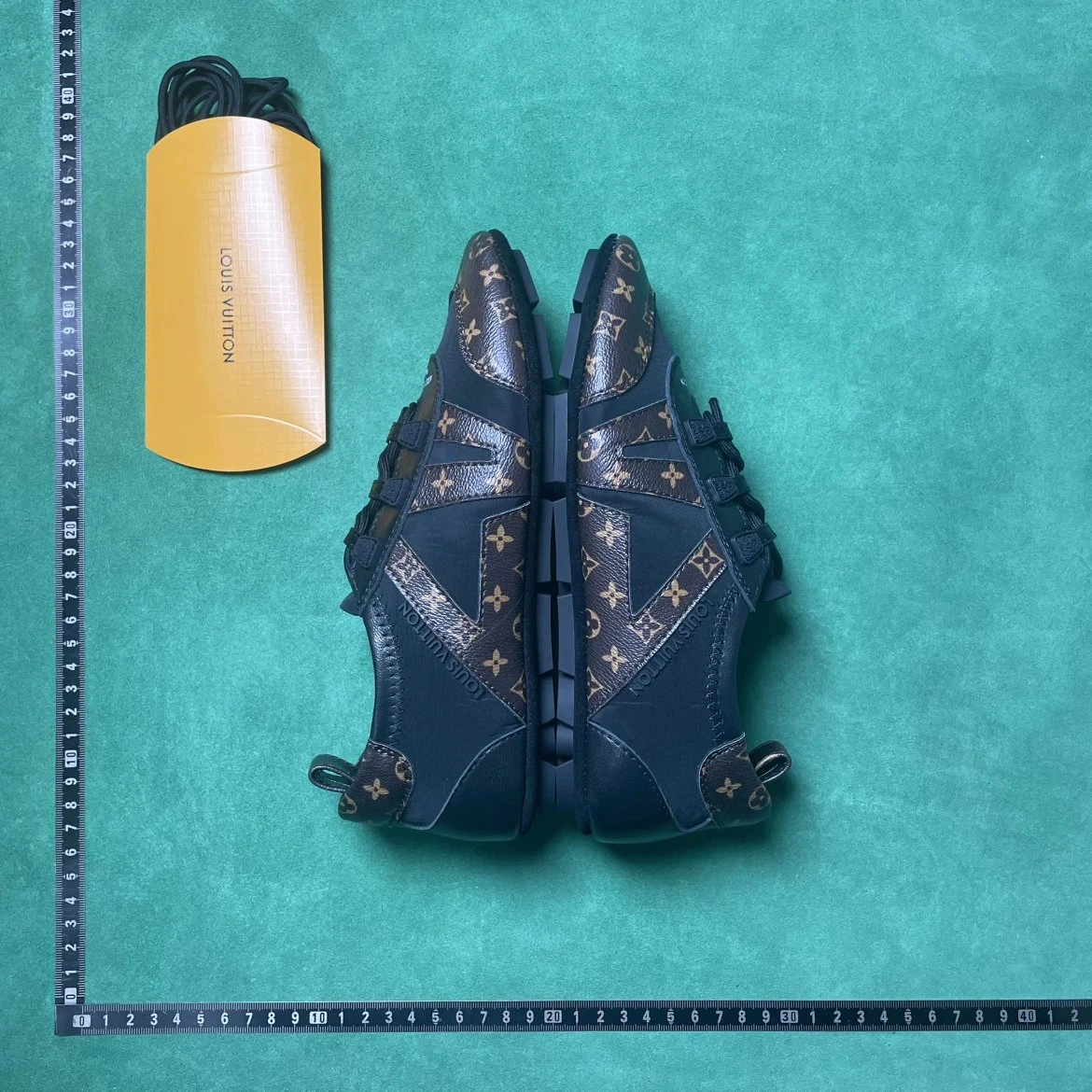 Louis Vuitton Trekking Sneaker Sneakers
