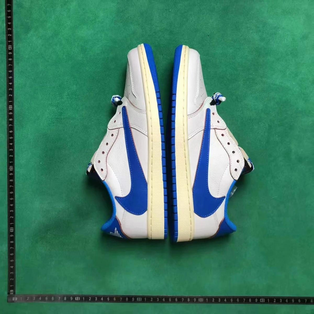 Nike Air Jordan 1 Low Basketball Shoes