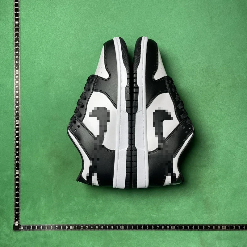 Nike Dunk Low Low-Top Sneakers