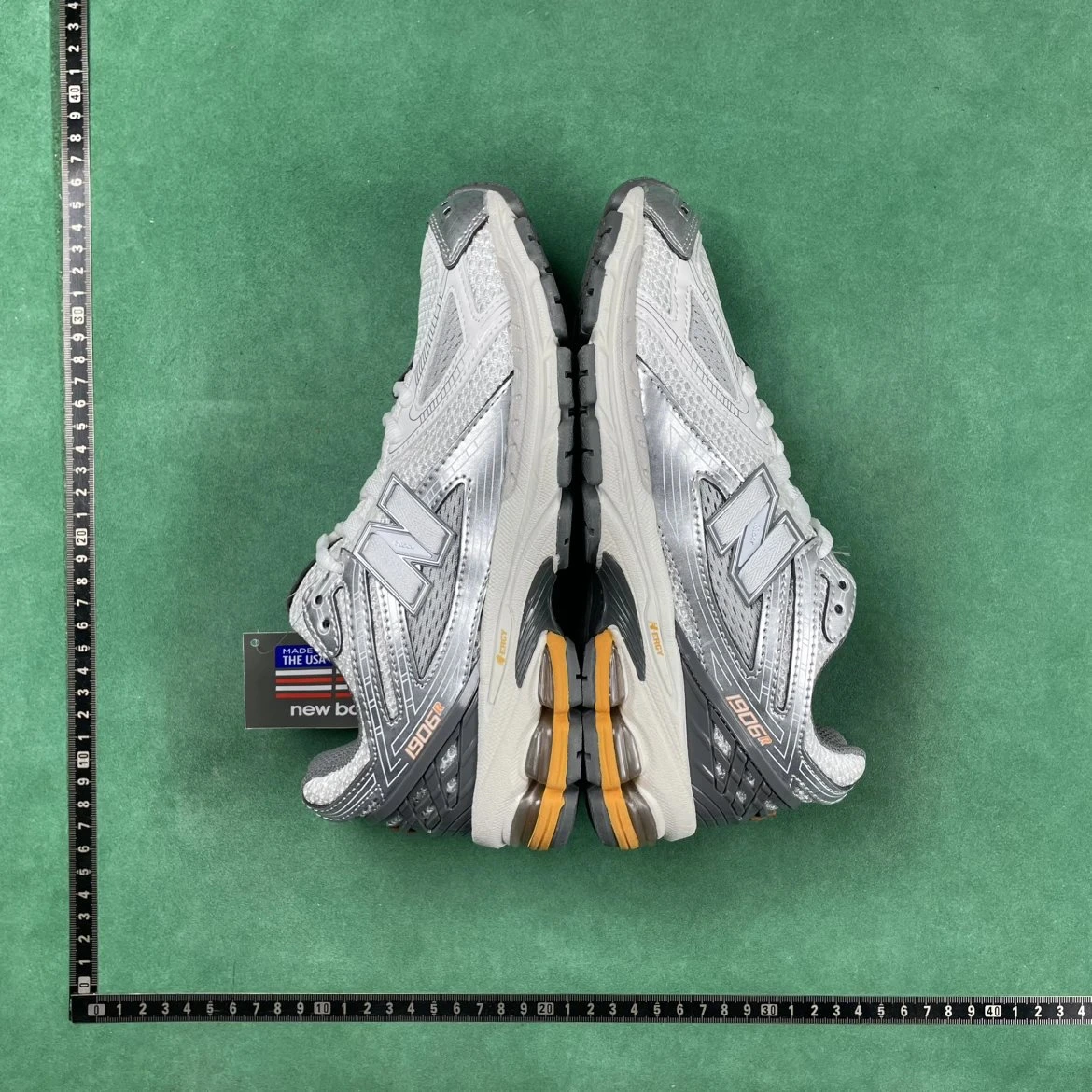 New Balance 1906R Running Shoes