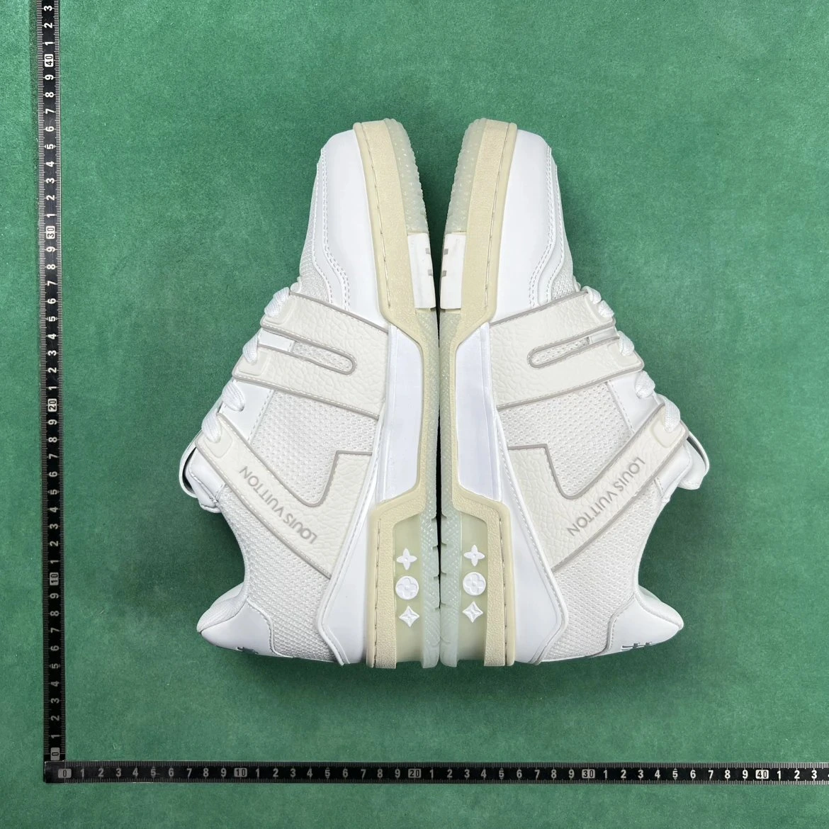 Louis Vuitton LV Trainer Sneakers