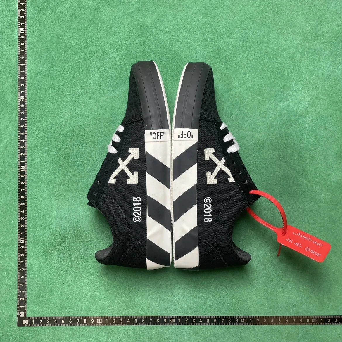 Off-White Diagonal Stripe Low-Top Sneakers