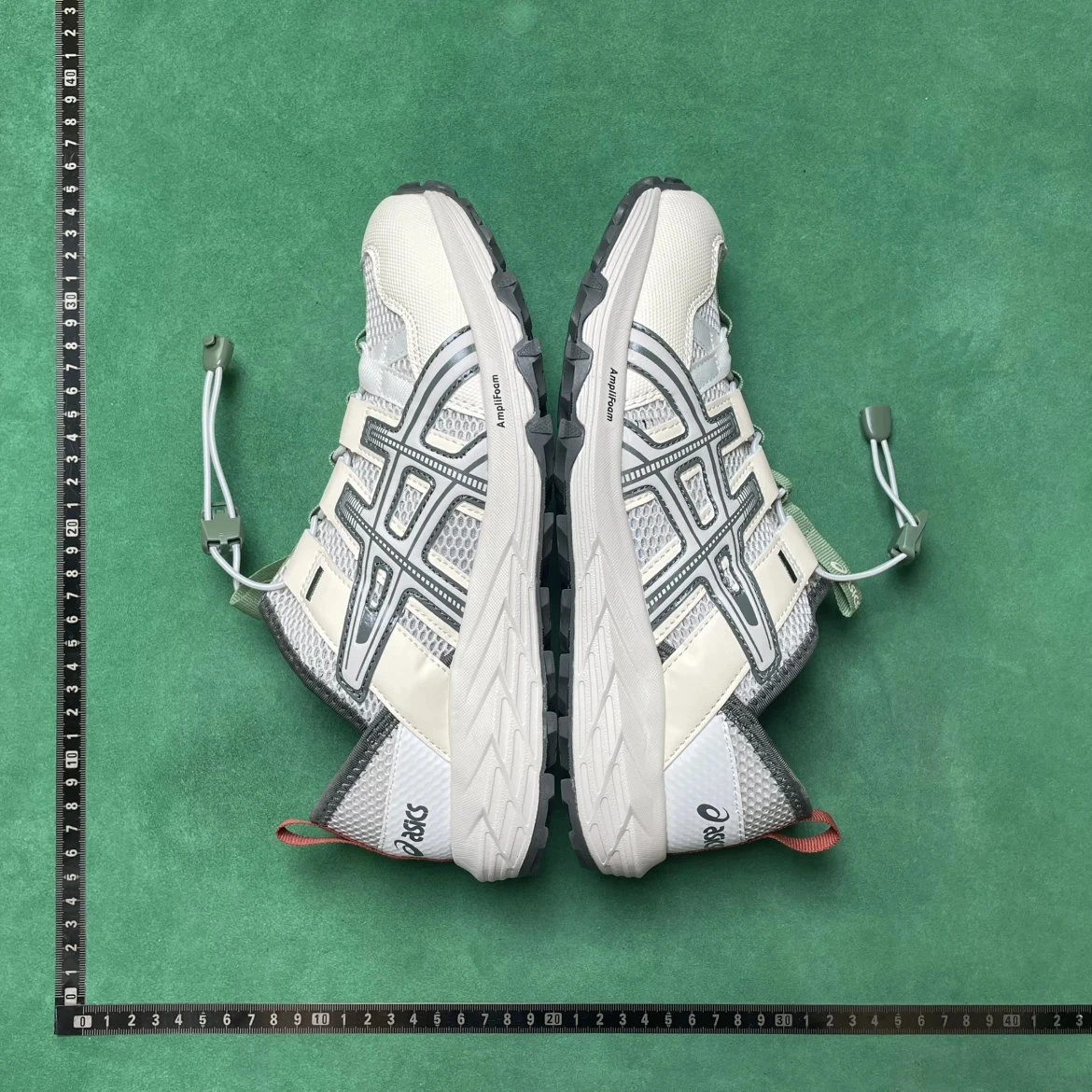 ASICS Gel-Kahana 8 Trail Running Shoes