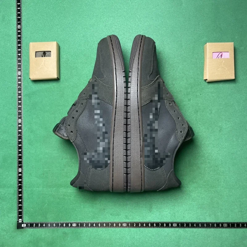 Nike Air Jordan 1 Low OG Low-Top Sneakers