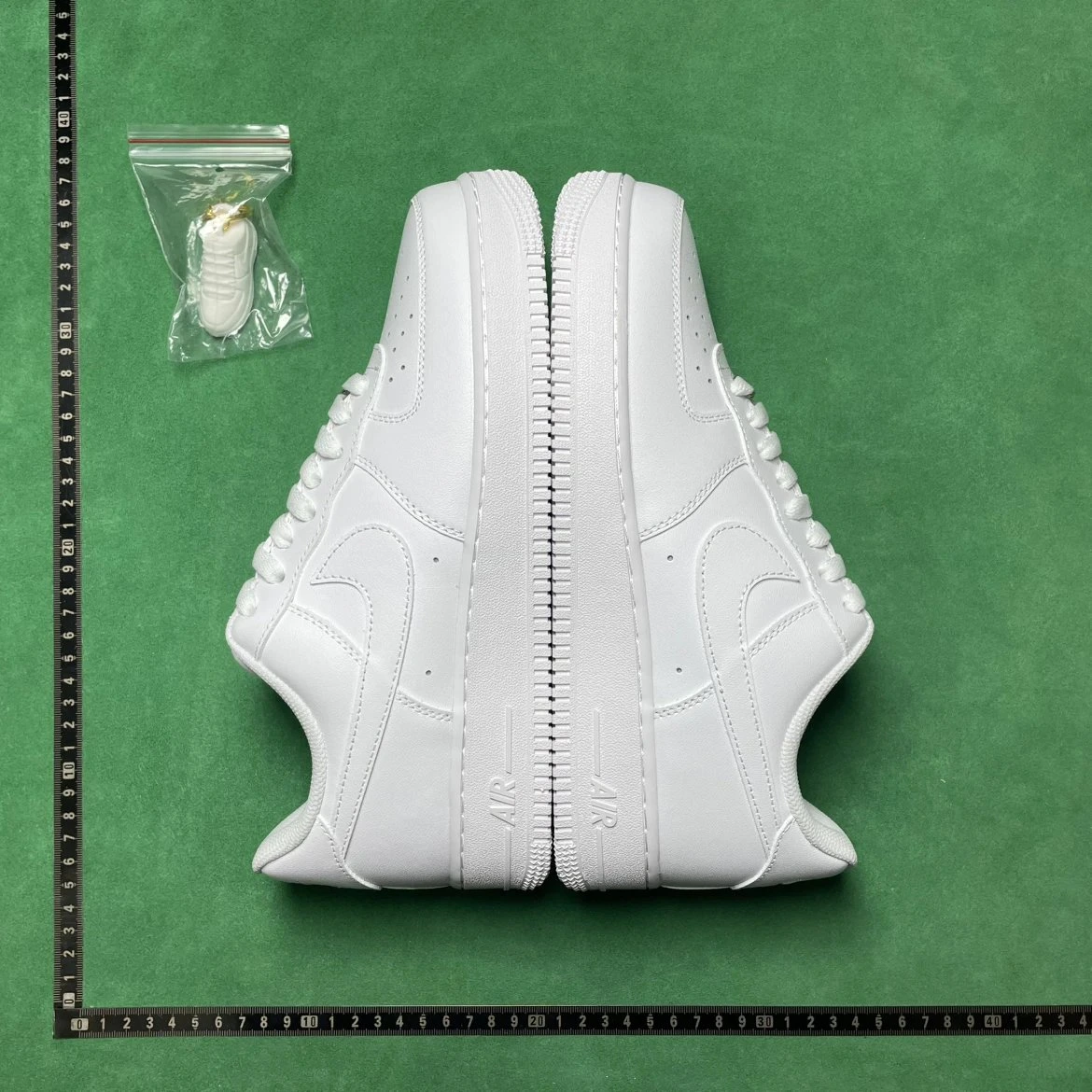 Nike Air Force 1 Sneakers