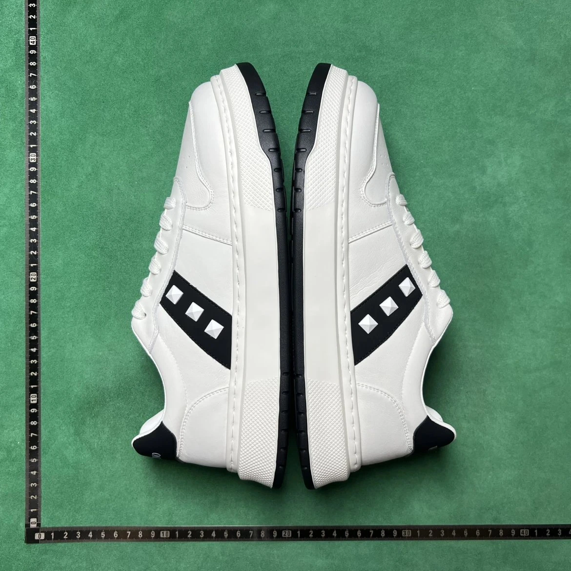 Valentino Rockstud Low-Top Sneakers