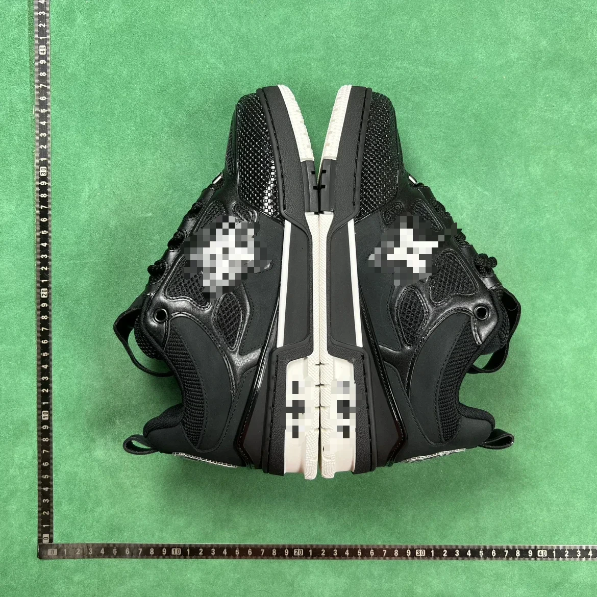 Louis Vuitton LV Trainer Sneakers