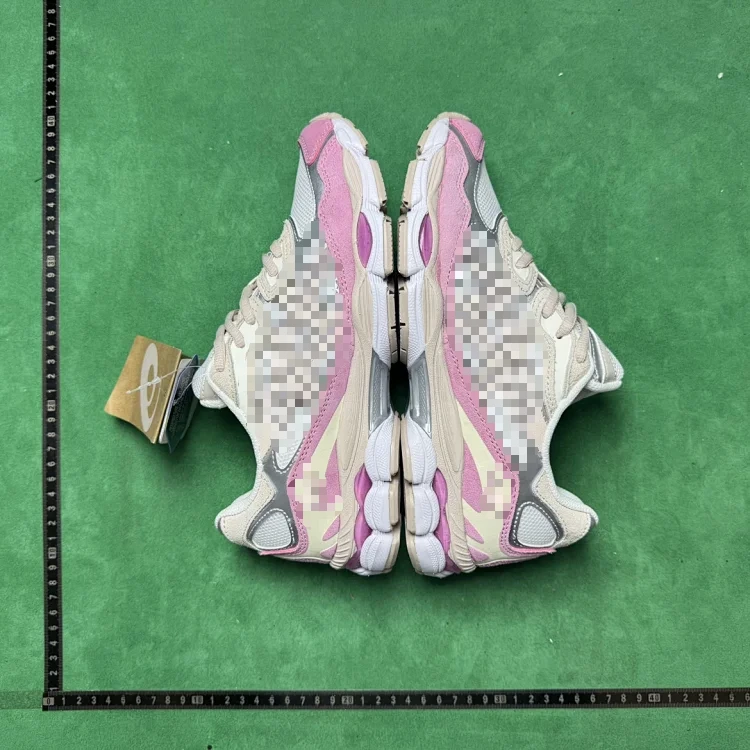 ASICS Gel-Kayano 14 Running Shoes
