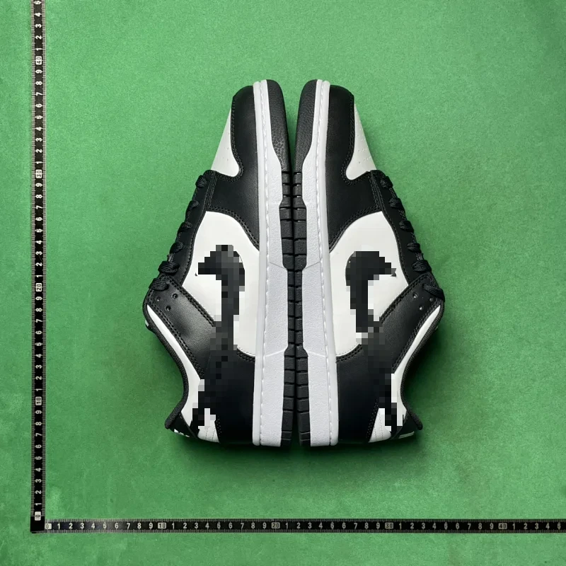 Nike Dunk Low Low-Top Sneakers