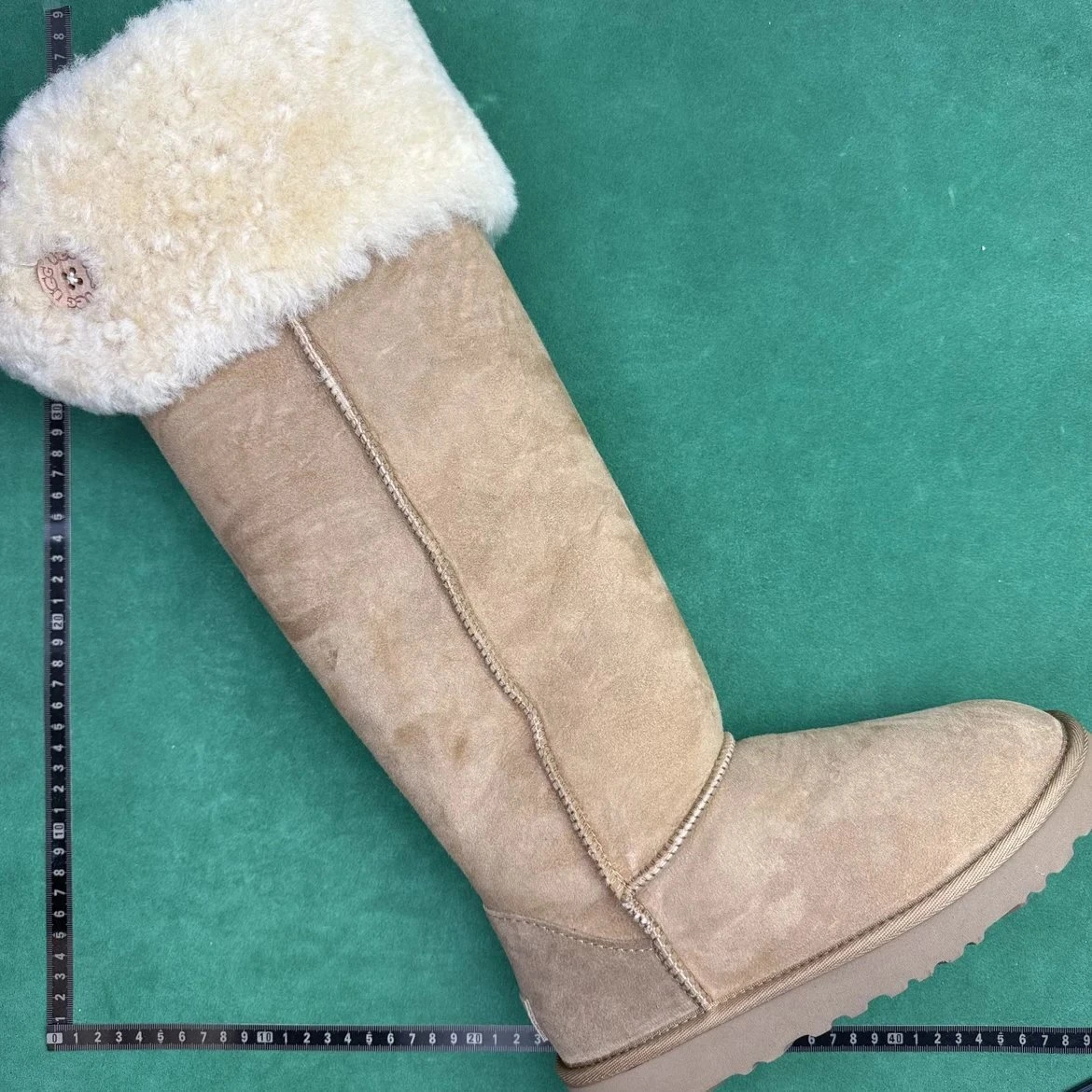 UGG Classic Short Platform Snow Boots