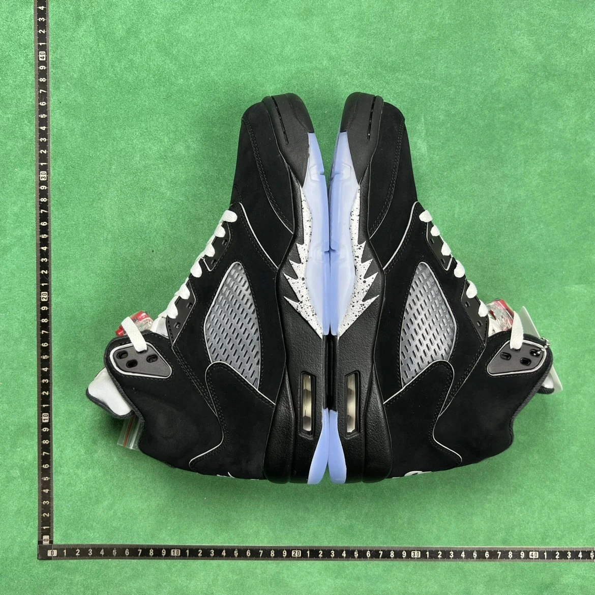 Nike Air Jordan 5 Basketball Shoes