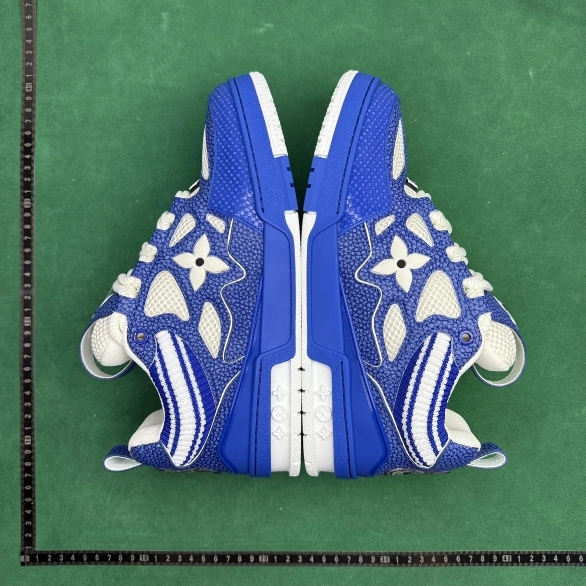 Louis Vuitton LV Trainer Sneakers