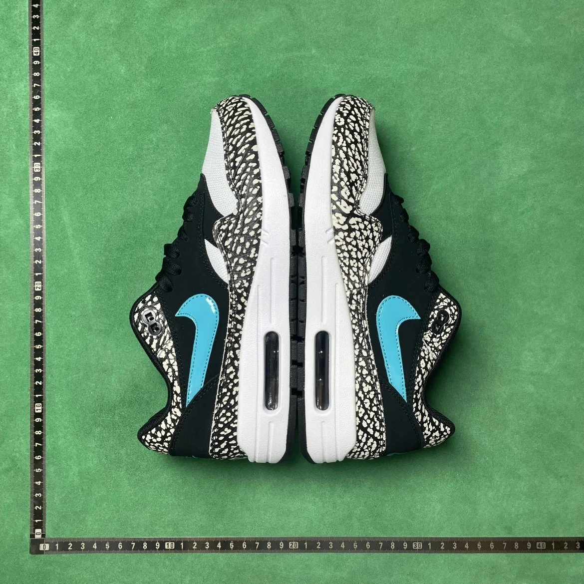 Nike Air Max 1 Running Shoes