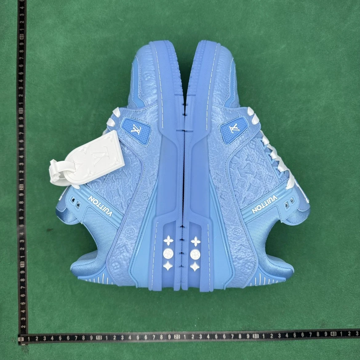 Louis Vuitton LV Trainer Sneakers