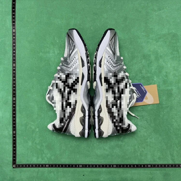 ASICS GEL-KAYANO 14 Running Shoes