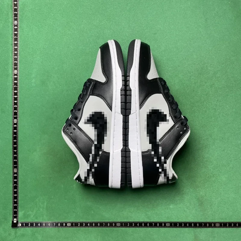 Nike Dunk Low Low-Top Sneakers