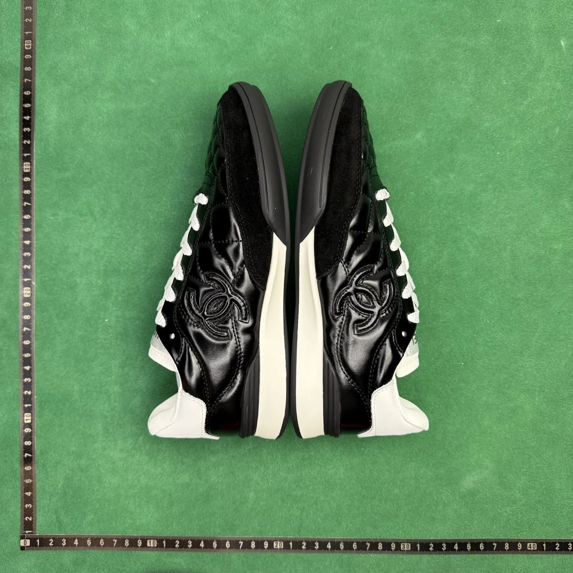 Chanel 22 Sneakers