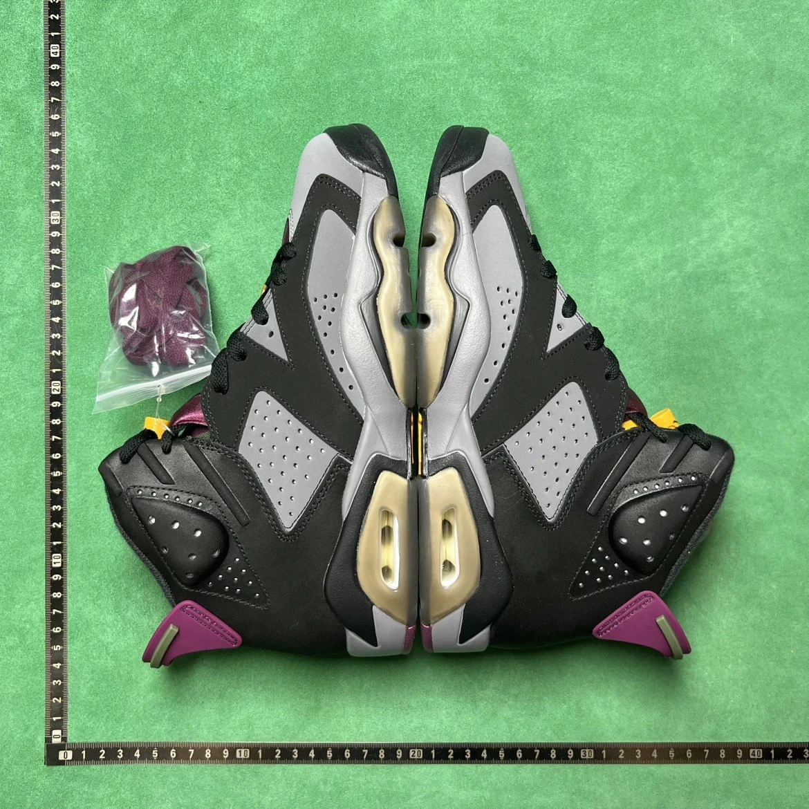 Nike Air Jordan 6 Basketball Shoes