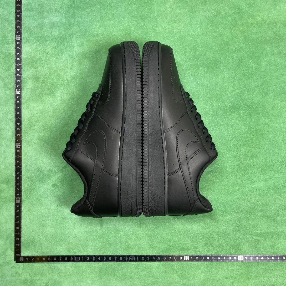Nike Air Force 1 '07 Sneakers